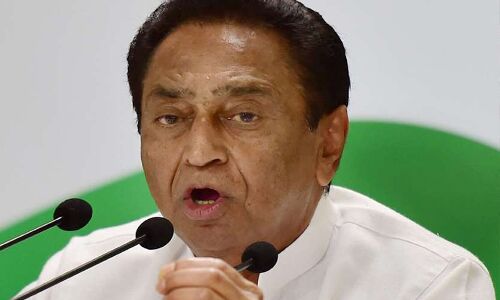 सीएम कमलनाथ पर विवादित टिप्पड़ी करके बुरे फंसे हेडमास्टर, हुए निलंबित