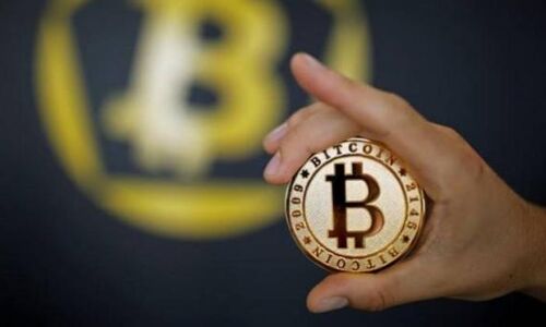 बिटक्वॉइन में निवेश करने वाले इन लोगों को नोटिस भेजेगा IT,कर चोरी की आशंका