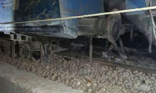 आगरा में गोंडवाना एक्सप्रेस की दो बोगी पटरी से उतरी, बाल-बाल बचे यात्री