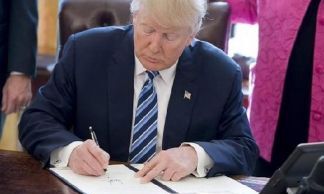 पाकिस्तान से नाराज है अमेरिका, रोकी 1.66 अरब डॉलर की सहायता राशि पाकिस्तान से नाराज है अमेरिका, रोकी 1.66 अरब डॉलर की सहायता राशि