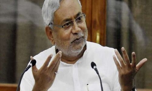 नीतीश सरकार का फैसला, भूमिहीन गरीबों को जमीन खरीदने के लिए देगी 60 हजार रुपये नीतीश सरकार का फैसला, भूमिहीन गरीबों को जमीन खरीदने के लिए देगी 60 हजार रुपये