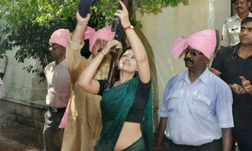 इस एक्ट्रेस से रियल लाइफ में घबराते हैं गुंडे-बदमाश, जानकर चौंक जाएंगे आप भी