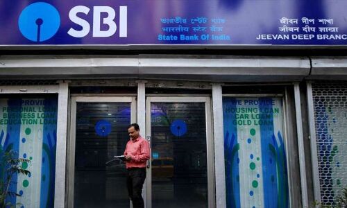 SBI ग्राहकों के लिए बड़ीखबर, आज बंद हो जाएंगी बैंक की ये सर्विसेज SBI ग्राहकों के लिए बड़ीखबर, आज बंद हो जाएंगी बैंक की ये सर्विसेज