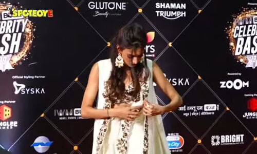 पार्टी में सेक्सी अंदाज में पहुंची कसौटी... की प्रेरणा