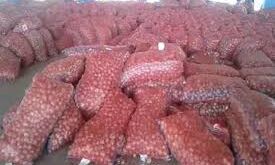 प्याज का खेल, खिलौना बने किसान