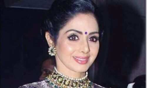 बड़ी खबर: परिजनों को सौंपी गई फॉरेंसिक रिपोर्ट, बथटब में डूबने से हुई श्रीदेवी की मौत