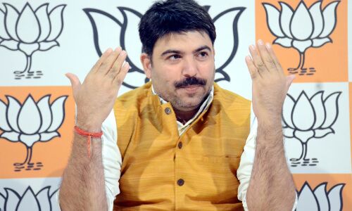 सपा-बसपा की नीतियों के चलते घुसपैठियों ने बनाया यूपी में ठिकाना: शलभ मणि