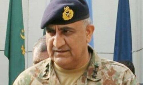 पाक आर्मी चीफ की पुष्टि, 15 खूंखार आतंकियों को मिली फांसी की सजा पाक आर्मी चीफ की पुष्टि, 15 खूंखार आतंकियों को मिली फांसी की सजा