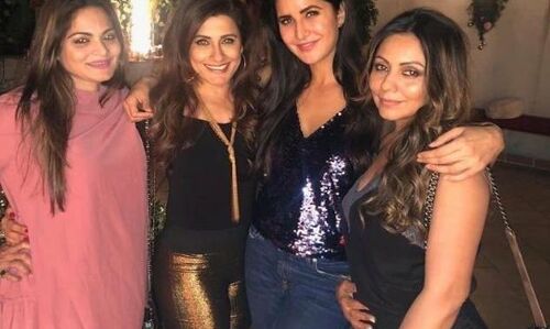 सैफ-करीना, सलमान सहित इन स्टार्स ने एन्जॉय की क्रिसमस पार्टी, वायरल हो रही Photos