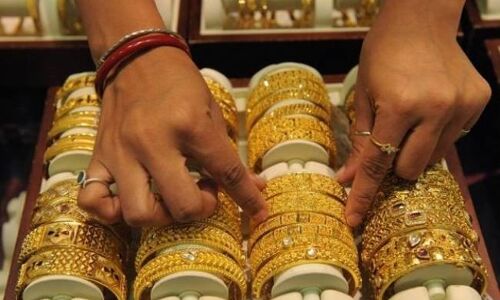 त्योहारी सीजन में सस्ता हुआ सोना, ज्वैलर्स की सुस्त मांग का दिखा असर