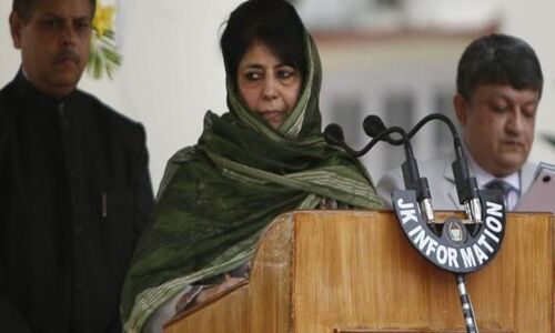 मुफ्ती सरकार ने माना- डर की वजह से घर छोड़ने को मजबूर हुए कश्मीरी पंडित