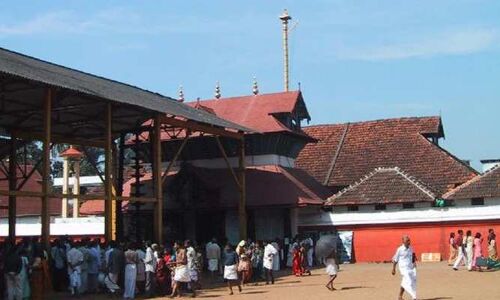 सबरीमाला मामला : आदिवासियों ने सरकार पर लगाया आरोप कहा- पुराने रीति-रिजाव को खत्म करने का प्रयास