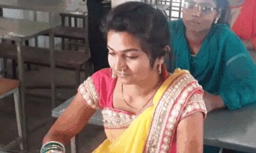 मप्र: विदाई से पहले दुल्‍हन ने दी बीएससी की परीक्षा, 3 घंटे दूल्‍हा करता रहा इंतजार