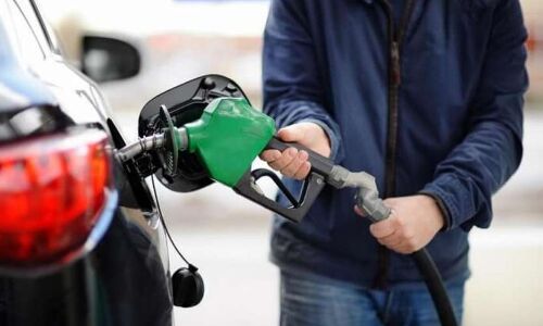 रविवार को पेट्रोल और डीजल की कीमतों में भारी गिरावट, जानें महानगरों के रेट
