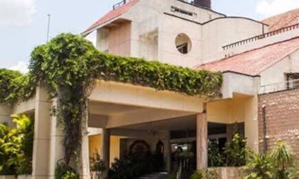 यूपी के बाद मध्यप्रदेश के पूर्व मुख्यमंत्रियों को लगा झटका, सरकारी बंगले वापस करने के आदेश