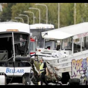 कुवैत: बसों की टक्कर में 7 भारतीय समेत 15 लोगों की मौत