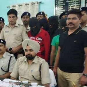 बेटी को अफसर बनाने के लिए लूटपाट करने लगा व्यक्ति, पुलिस ने बरामद किए इतने पैसे और जेवर