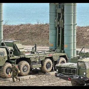 US के बैन के बावजूद रूस से मिसाइल सिस्टम लेगा भारत, 30 हजार करोड़ की डील!