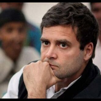 राहुल गांधी: अब वंदे मातरम पर घेरे गए   