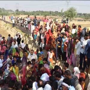 यूपी: कोचिंग जा रहे इंटर के छात्र पर बदमाशों ने बरसाई अंधाधुंध गोलियां, मौत यूपी: कोचिंग जा रहे इंटर के छात्र पर बदमाशों ने बरसाई अंधाधुंध गोलियां, मौत