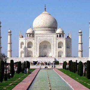 आगरा में आज से शुरू होगा एक टिकट पर सिर्फ तीन घंटे ताज का दीदार