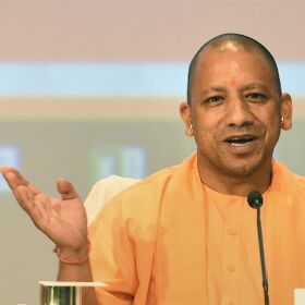 कर्मचारियों के लिए बड़ी खुशखबरी: सीएम योगी ने दीवाली पर किया बोनस का ऐलान