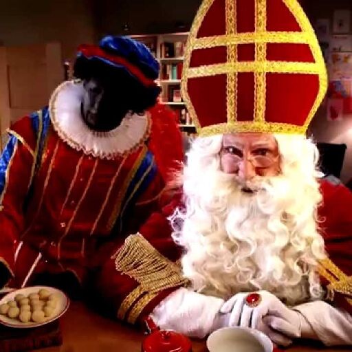 Christmas 2017: जानिए संत निकोलस कैसे बने सैंटा क्लॉज और क्यों देते हैं उपहार