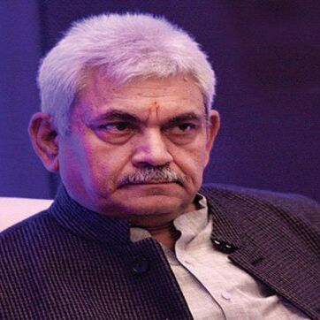 मनोज सिन्हा ने बताया एक शिलान्यास से हजारों लोगों की रोजी-रोटी का इंतजाम