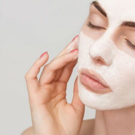 इस चीज़ को लगाएं चेहरा बनेगा कोमल और मुलायम