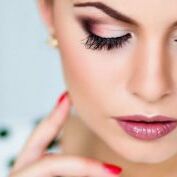 प्रोफेशनल मेकअप, अब आप घर में कर सकती है, जानिए कुछ ब्यूटी टिप्स...