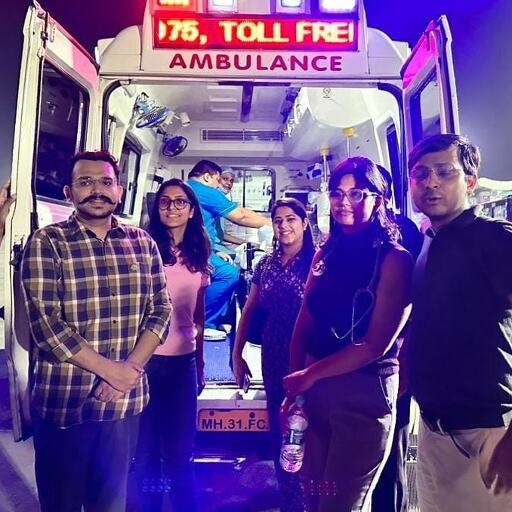 आसमान में बने 5 डॉक्टर देवदूत, नन्ही सी बच्ची को खींच लाए मौत के मुंह से आसमान में बने 5 डॉक्टर देवदूत, नन्ही सी बच्ची को खींच लाए मौत के मुंह से