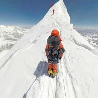 माउंट एवरेस्ट: पहले फतह किया फिर अलविदा जिंदगी को कह दिया... माउंट एवरेस्ट: पहले फतह किया फिर अलविदा जिंदगी को कह दिया...