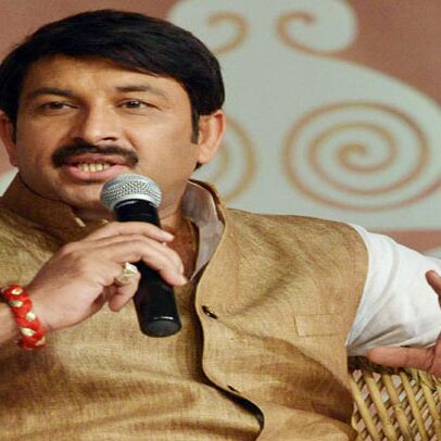 दिल्ली की जनता के बजाय प्राइवेट हॉस्पिटल के पक्ष में खड़े है मनोज तिवारी