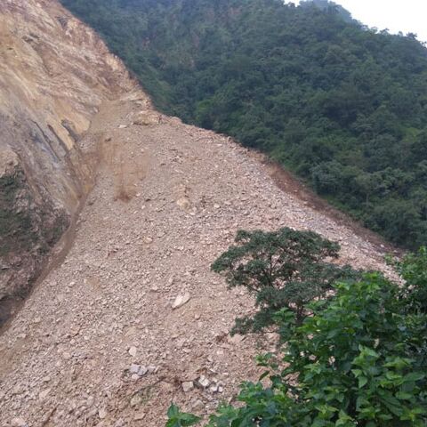 सौंग नदी में आ सकती है भारी प्रलय, मचा सकती है तबाही; जानिए वजह सौंग नदी में आ सकती है भारी प्रलय, मचा सकती है तबाही; जानिए वजह