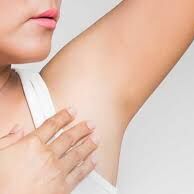 अपने अंडरआर्म्स क्लीन, अपनाएं ये टिप्स