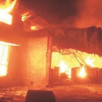 हवेली में जानबूझकर लगाई गई आग हवेली में जानबूझकर लगाई गई आग