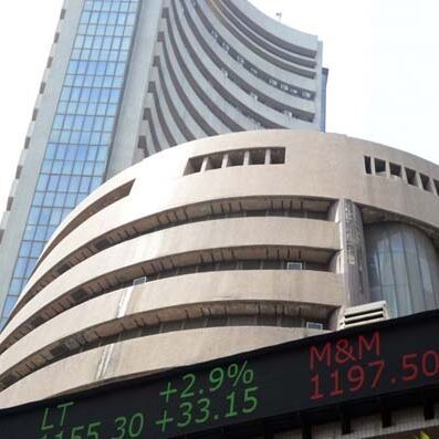 सेंसेक्स निकला 35,000 के पार, निफ्टी 10,553 पर हुआ बंद