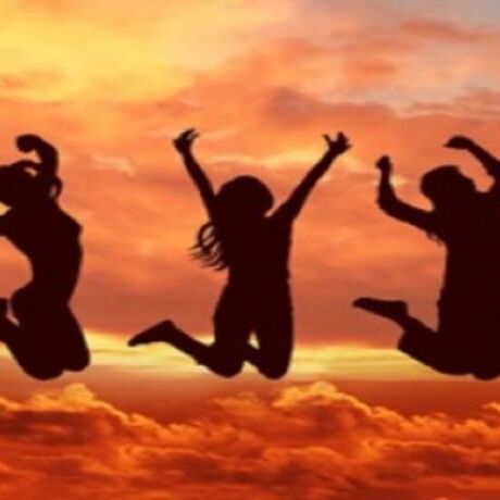 सीख: छोटी-छोटी खुशियों से अपनी जिंदगी खुशहाल बना सकते हैं।