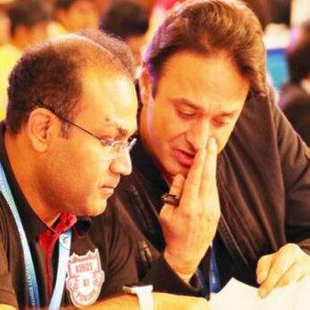 IPL Auction LIVE: उनादकट को RR ने 11.5Cr, शार्दुल को 2.6Cr में CSK ने खरीदा