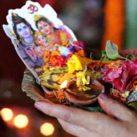 संकल्प शक्ति का प्रतीक है हरतालिका तीज, जानिए पूजा का शुभ मुहूर्त और विधि संकल्प शक्ति का प्रतीक है हरतालिका तीज, जानिए पूजा का शुभ मुहूर्त और विधि