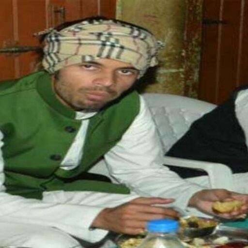 तेजप्रताप को घर की आयी याद, होटल छोड़ दोस्त के घर खाया लिट्टी-चोखा