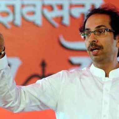 उद्धव ठाकरे ने कहा, चुपके से आ रहा है आपातकाल