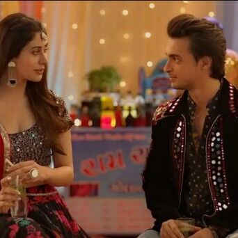 फिल्म लवरात्रि रोक बैन करने के लिए गुजरात हाईकोर्ट में दायर हुई जनहित याचिका