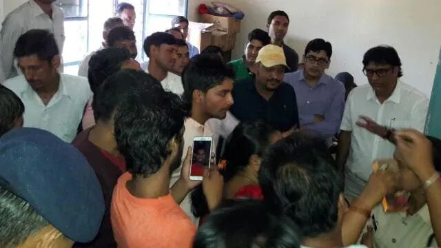 उत्तराखंड: सरकारी अस्पताल में आए डिलीवरी के चार केस, दुनिया में आने के बाद चारों नवजात की मौत उत्तराखंड: सरकारी अस्पताल में आए डिलीवरी के चार केस, दुनिया में आने के बाद चारों नवजात की मौत