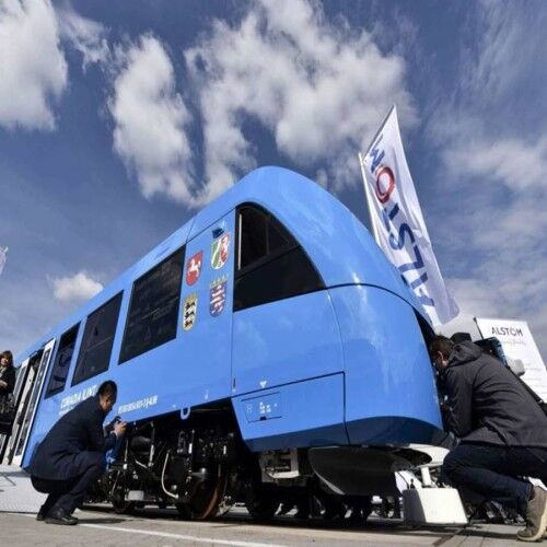 राजधानी-शताब्दी या हो बुलेट ट्रेन, सब हो गई फेल, आई ऐसी गजब की रेल