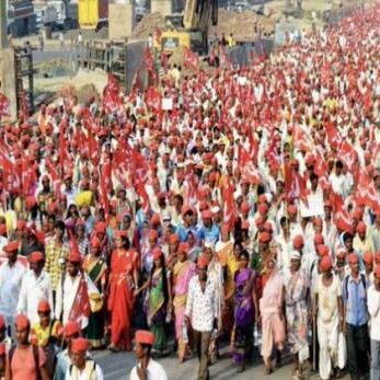 महाराष्ट्र में फिर बड़ा किसान आंदोलन, सड़क पर उतरे 20,000 अन्नदाता
