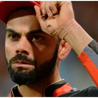 विराट कोहली से हुई भूल, लग गया 12 लाख रुपये का जुर्माना