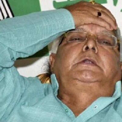 जेल नियमों की धज्जियां उड़ाकर ट्वीट कर हैं लालू, CBI को नोटिस लेना चाहिए : सुशील मोदी जेल नियमों की धज्जियां उड़ाकर ट्वीट कर हैं लालू, CBI को नोटिस लेना चाहिए : सुशील मोदी