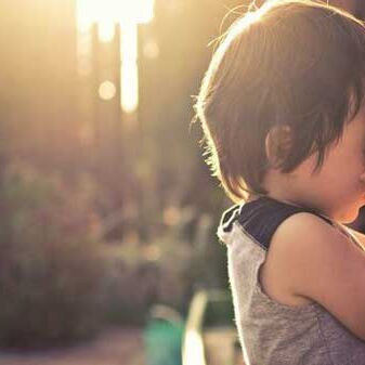 डर से नींद टूट जाए और बुरे सपने की याद सताए, करें उपाय