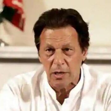 पाकिस्तान किसी भी तरह की मध्यस्थता के लिए तैयार: इमरान खान पाकिस्तान किसी भी तरह की मध्यस्थता के लिए तैयार: इमरान खान